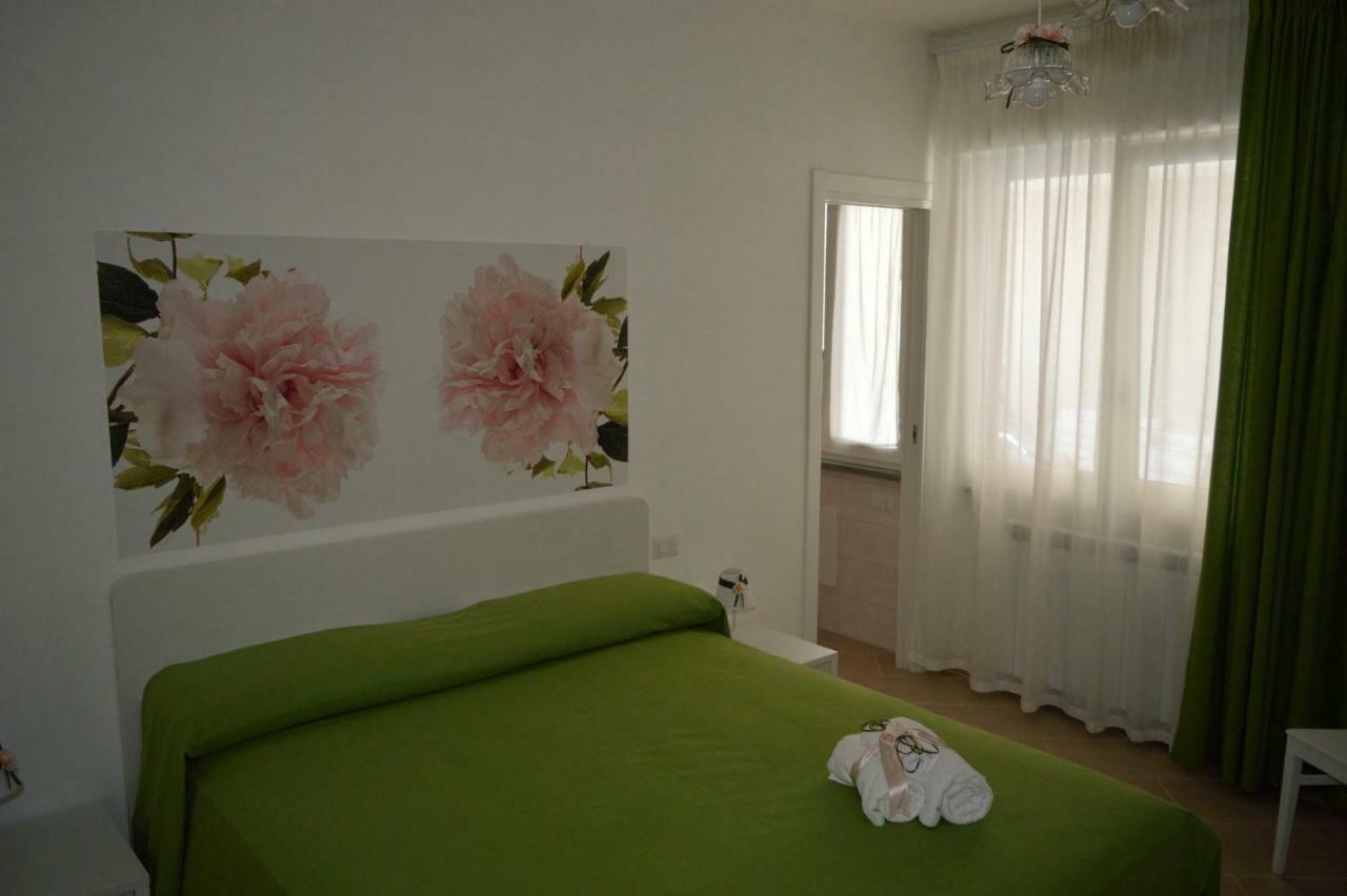 Ica House Bed & Breakfast Castellammare di Stabia Exterior photo